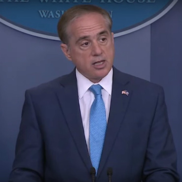 David Shulkin briefs reporters at the White House